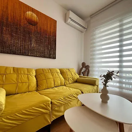 Apartment Con Piscina En Roses